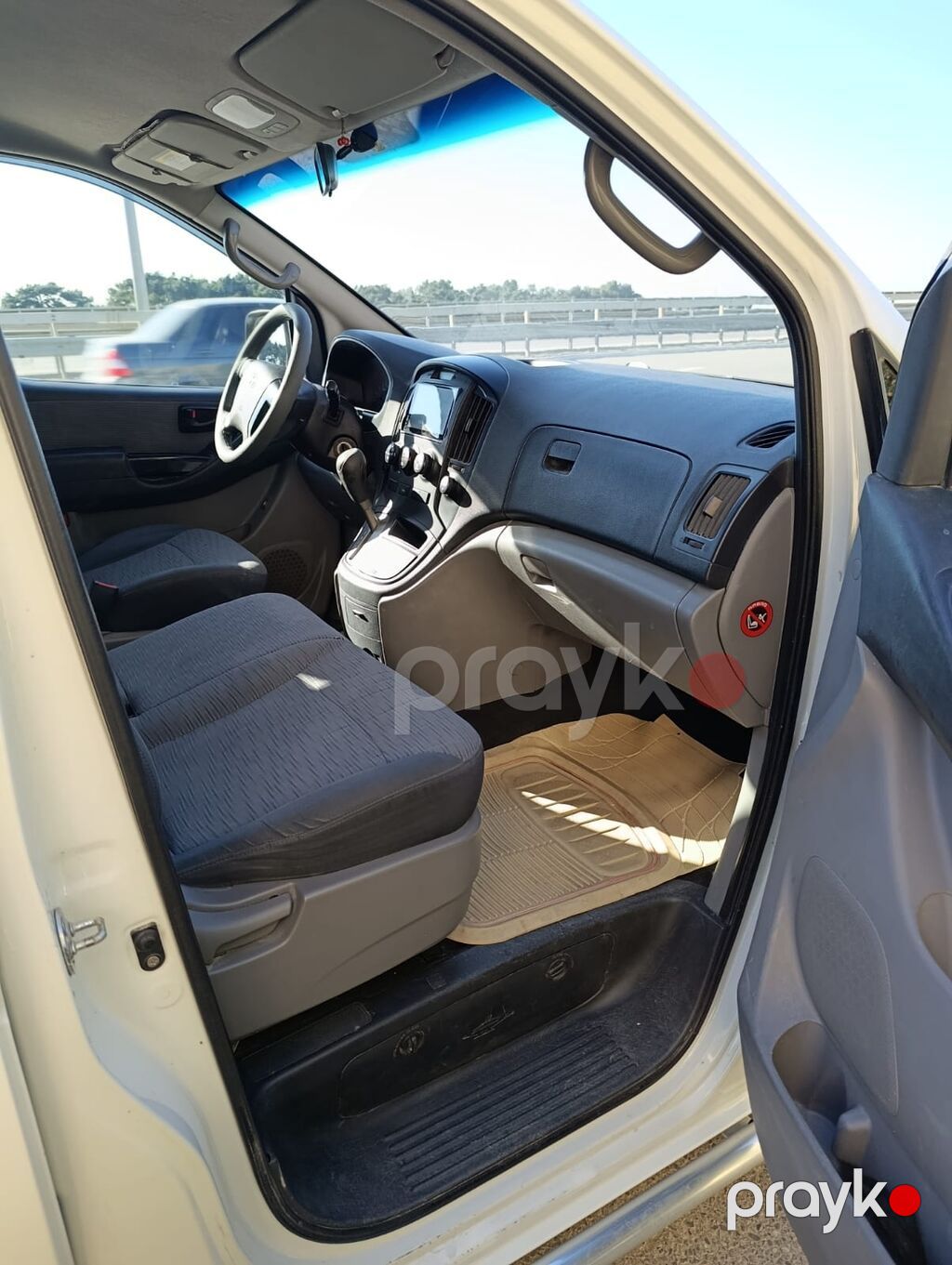 Hyundai h1 avtomat benzin 2.4 mator 11+1 d kateqoriyası əla — Avtomobillər, Bakı (4)