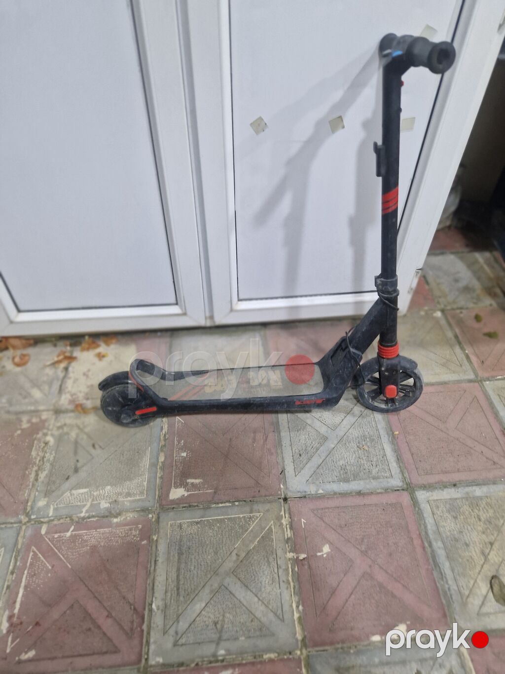 Uşaq üçün elektrik skuteri (Təmirə ehtiyacı var) ​Təsvir — Mopedlər və skuterlər, Bakı (3)