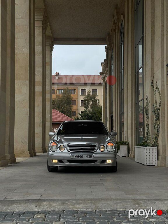 Mercedes E 200, 2.2 L, 2000 il, 568 426 km — Avtomobillər, Bakı