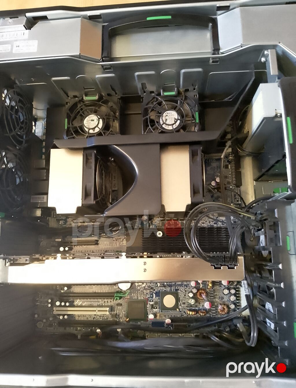 HP Z800 Workstation – güclü stansiya Texniki xüsusiyyətlər — Masaüstü kompüterlər, Digah (2)
