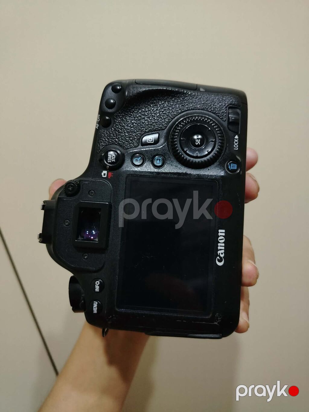 Canon 6 de body — Fotoaparat, Masazır (6)