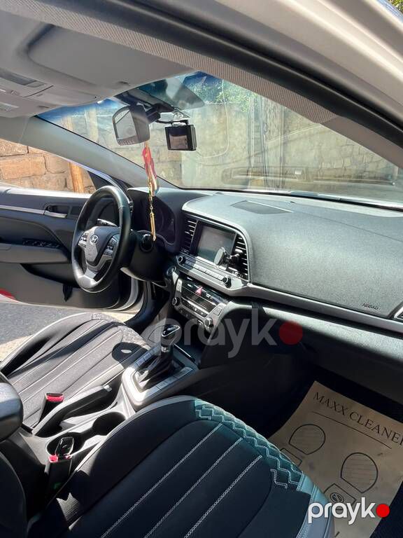 Hyundai Avante, 1.6 L, 2015 il, 220 000 km — Avtomobillər, Bakı (4)