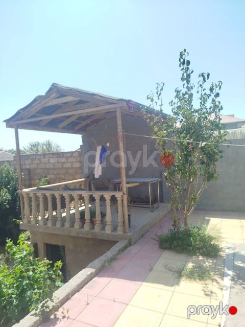Həyət evi, Dədə Qorqud qəs — Bakı