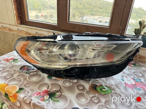 "Ford Fusion" farası — Bakı