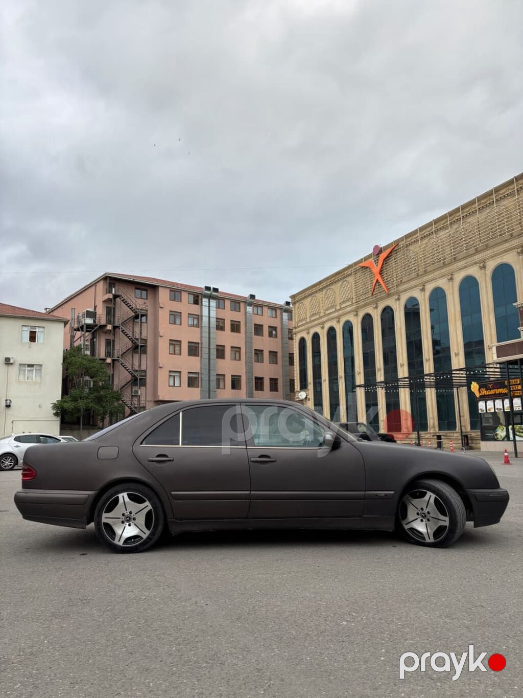 Mercedes-Benz E-Class: 2.2 l 2001 il Sedan — Avtomobillər, Bakı (3)