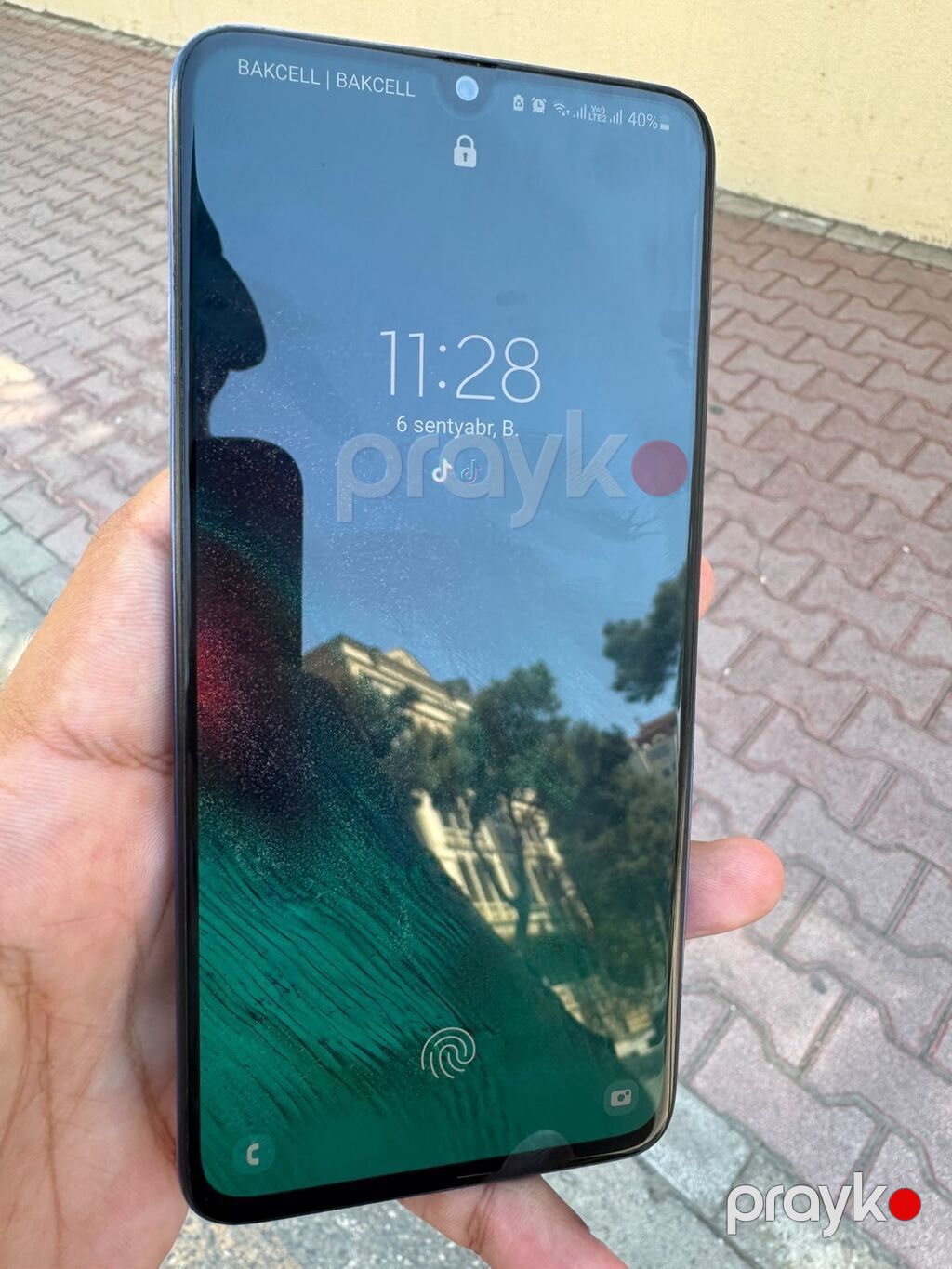 Mavi rəngli smartfon Xüsusiyyətlər və portlar: - Alt hissə: 3.5 mm — Digər smartfonlar, Bakı (8)