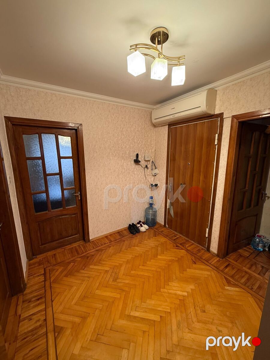 Satılır 4 otaqlı köhnə tikili 90 m² — Mənzil, Bakı (11)