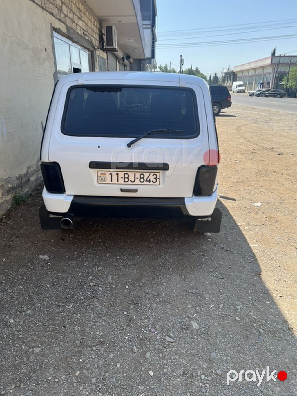 VAZ Lada Niva (3 qapılı SUV) Xüsusiyyətlər: - Kuzov rəngi: ağ - 3 — Avtomobillər, Ağsu (4)