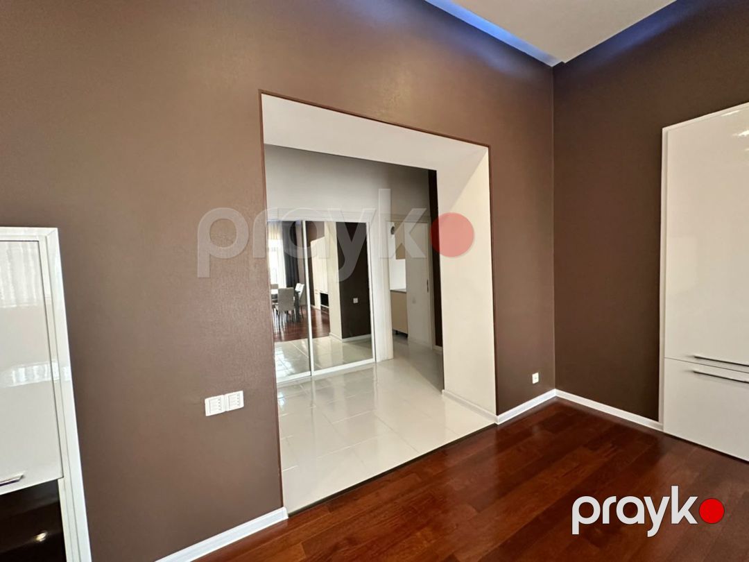 Satılır 3 otaqlı köhnə tikili 100 m² — Mənzil, Bakı (12)