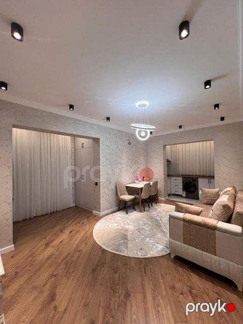 Satılır 2 otaqlı köhnə tikili 52 m² — Bakı