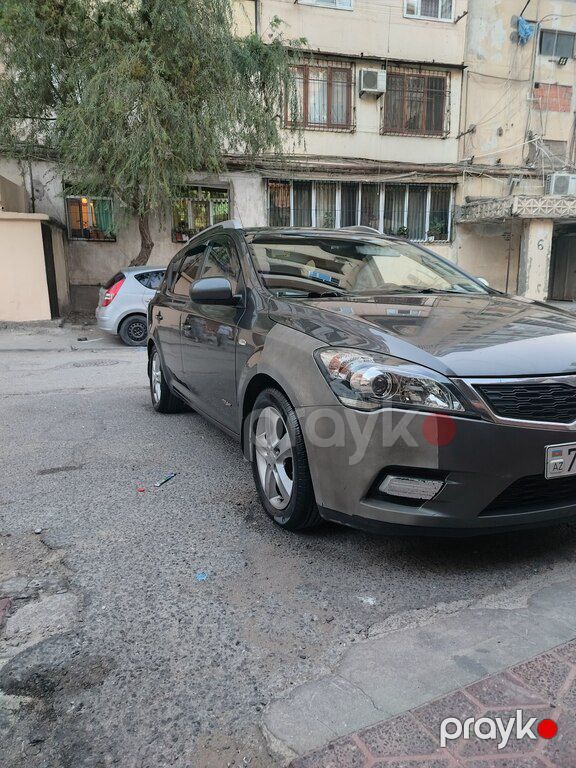 Kia Ceed SW, 1.6 L, 2009 il, 381 713 km — Avtomobillər, Bakı (7)