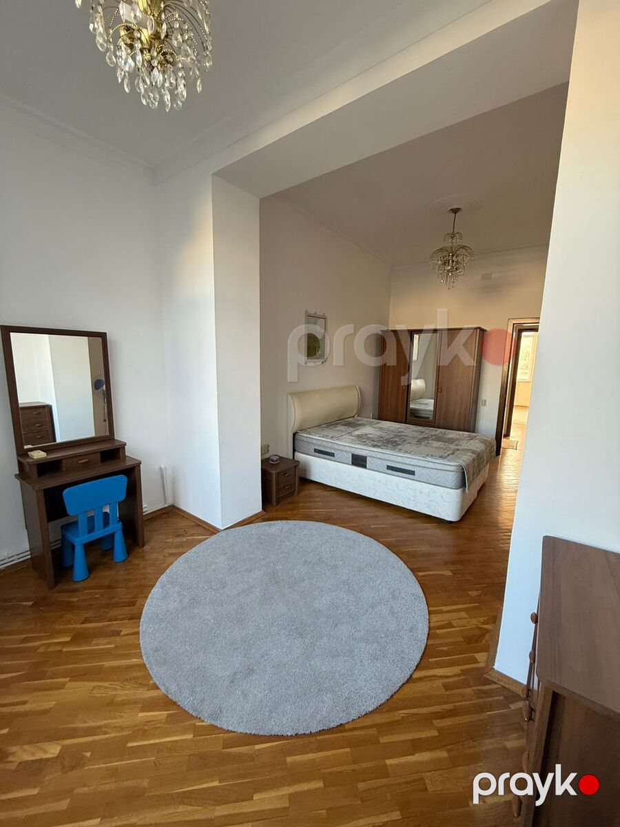 İcarəyə verilir 2 otaqlı köhnə tikili 94 m² — Mənzil, Bakı (12)