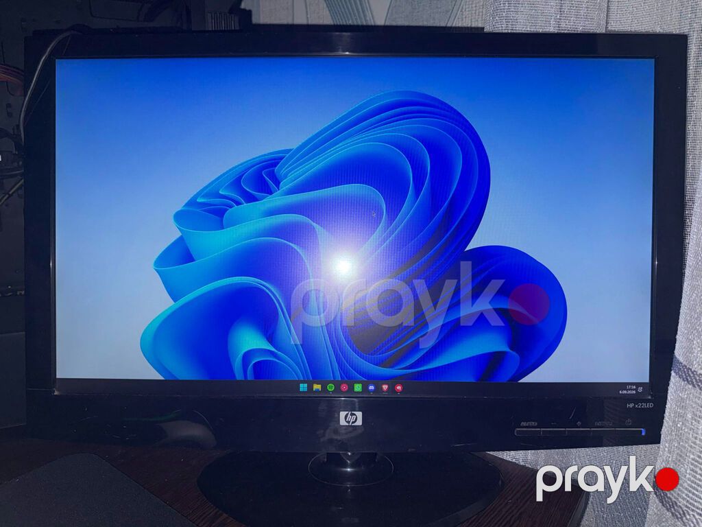 Öz istifadəmdə olan HP x22LED monitorunu satıram.Ekran ideal — Monitorlər, Bakı