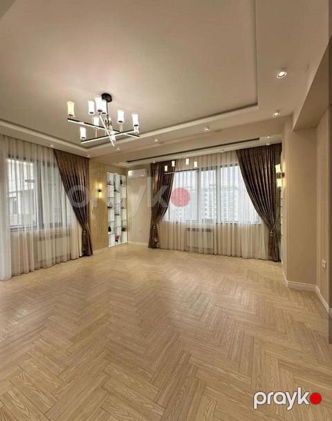 Satılır 3 otaqlı yeni tikili 143 m² — Bakı