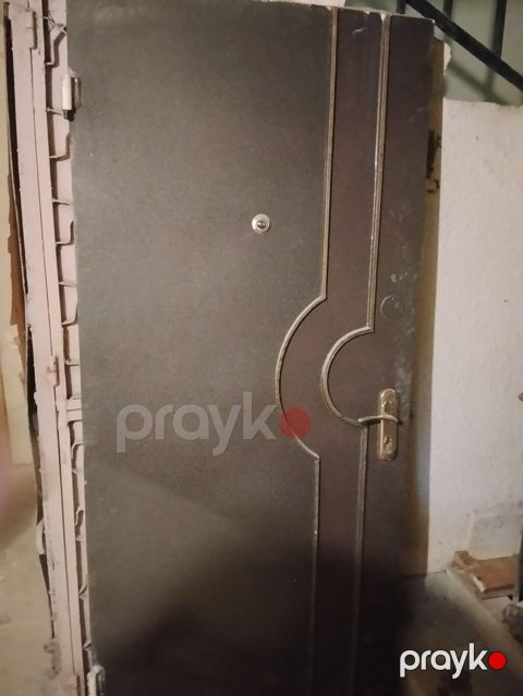 Dəmir giriş qapısı – komplekt - Material: qalın metal lövhədən — Bakı