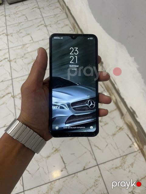 Redmi 9 yadash 64 Gb Ram 4 gb uzunde çat var islemeyne hecbir mane — Masazır