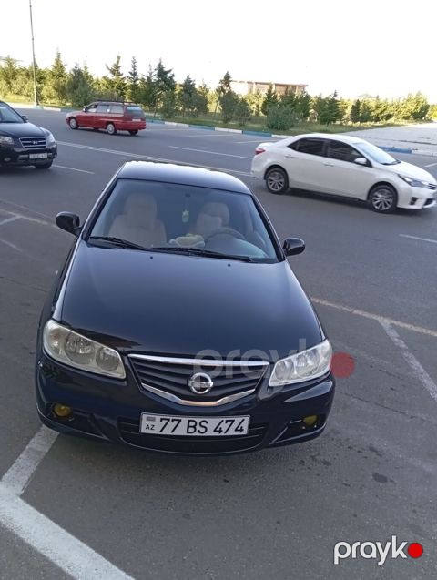 Nissan Sunny: 1.3 l 2010 il Sedan — Sumqayıt