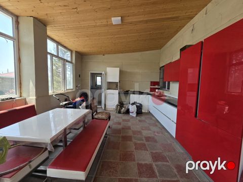 Satılır 5 otaqlı həyət evi/bağ evi 180 m² — Bakı
