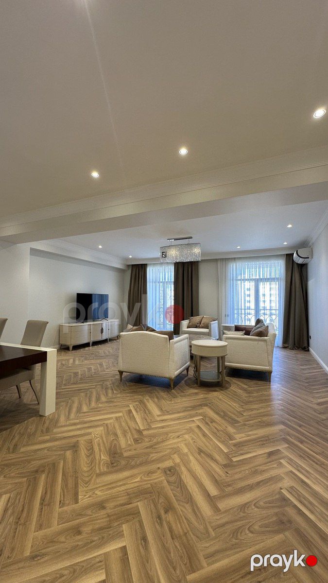 Satılır 4 otaqlı yeni tikili 242 m² — Mənzil, Bakı (4)