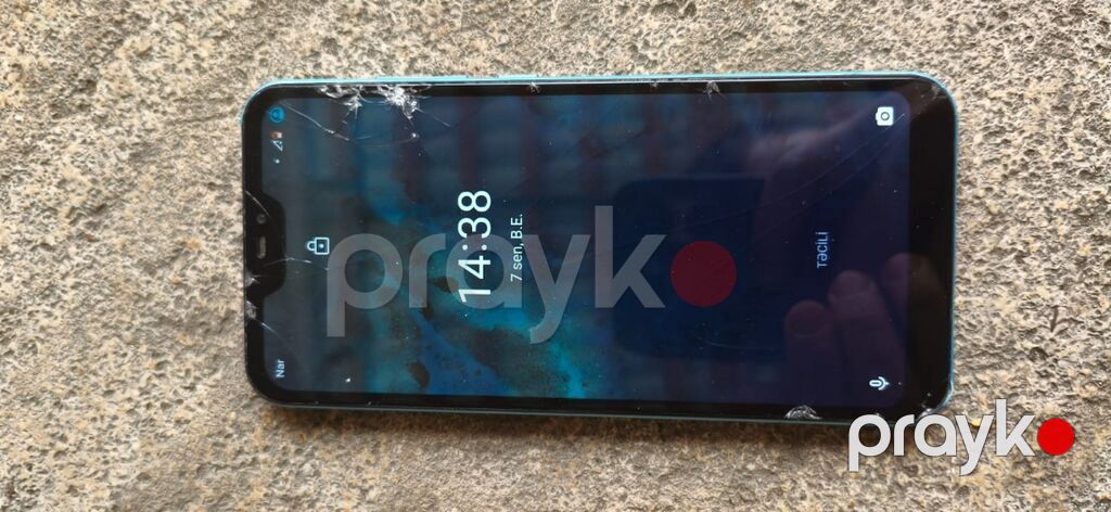 Xiaomi Mi A2 Lite, rəng - Mavi, Qırıq — Xiaomi, Bakı (3)