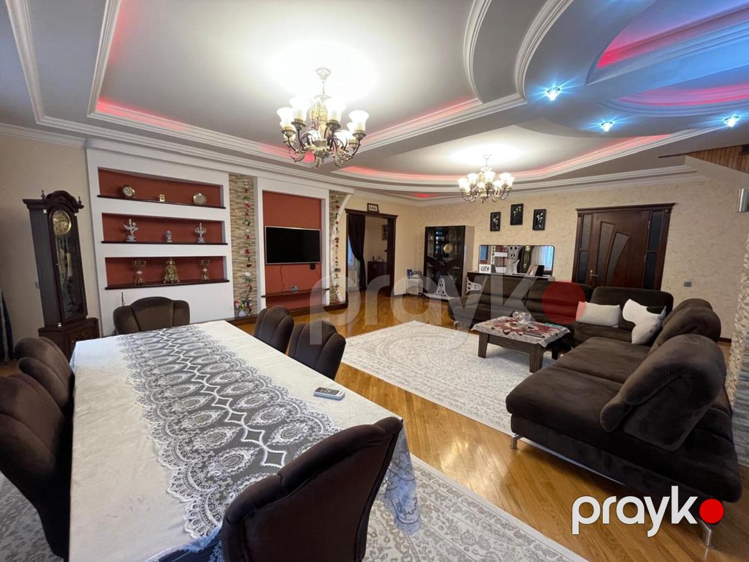Satılır 5 otaqlı həyət evi/bağ evi 300 m² — Ev, villa, Bakı (3)