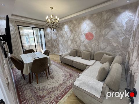 Satılır 3 otaqlı köhnə tikili 100 m² — Bakı