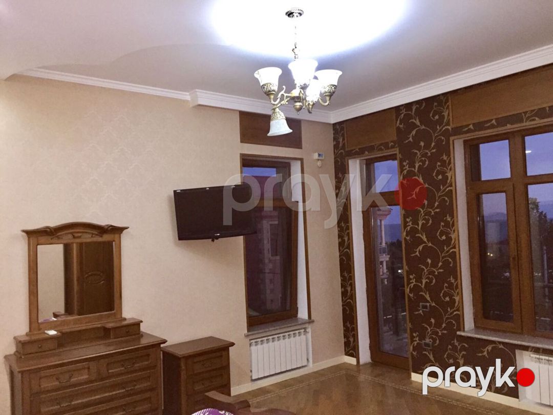 Satılır 5 otaqlı həyət evi/bağ evi 1000 m² — Ev, villa, Bakı (9)