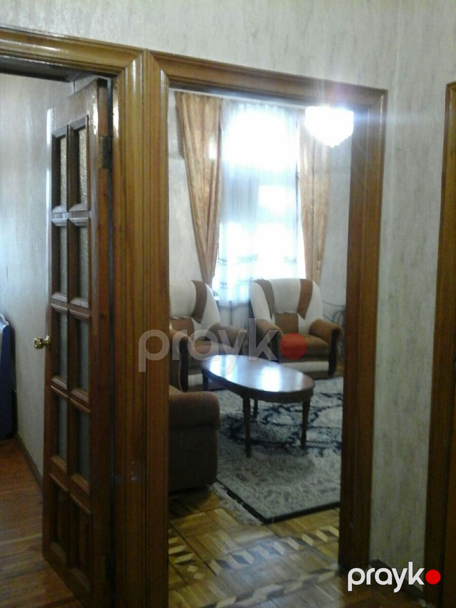 Satılır 2 otaqlı köhnə tikili 65 m² — Mənzil, Bakı (3)