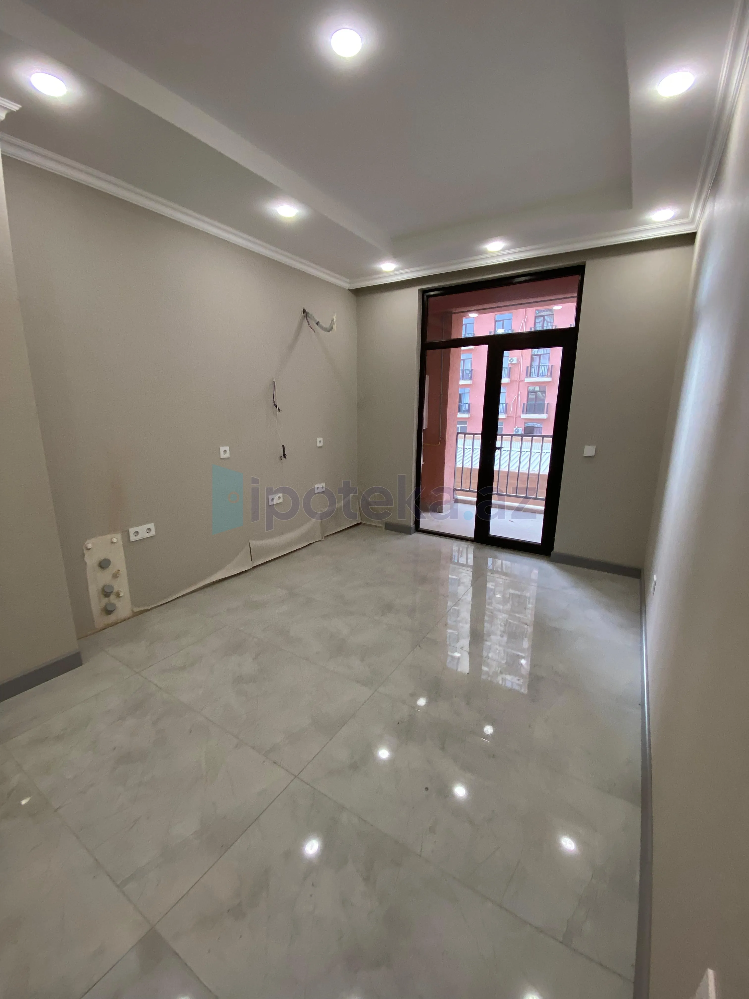 Satılır: 3 Otaq, Yeni tikili, Binəqədi r., 7-ci mkr q., 117.00 m² — Mənzil, Bakı (4)