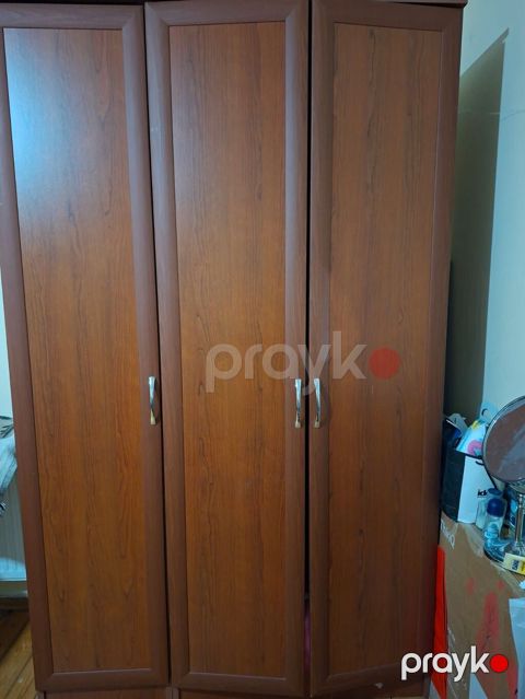Üç qapılı paltar dolabı - Material: MDF/laminat ağac teksturası, isti — Bakı