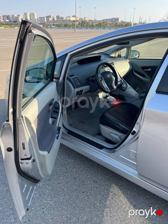 Toyota Prius, 1.8 L, 1.3 kWh, 2010 il, 405 344 km — Avtomobillər, Bakı (10)