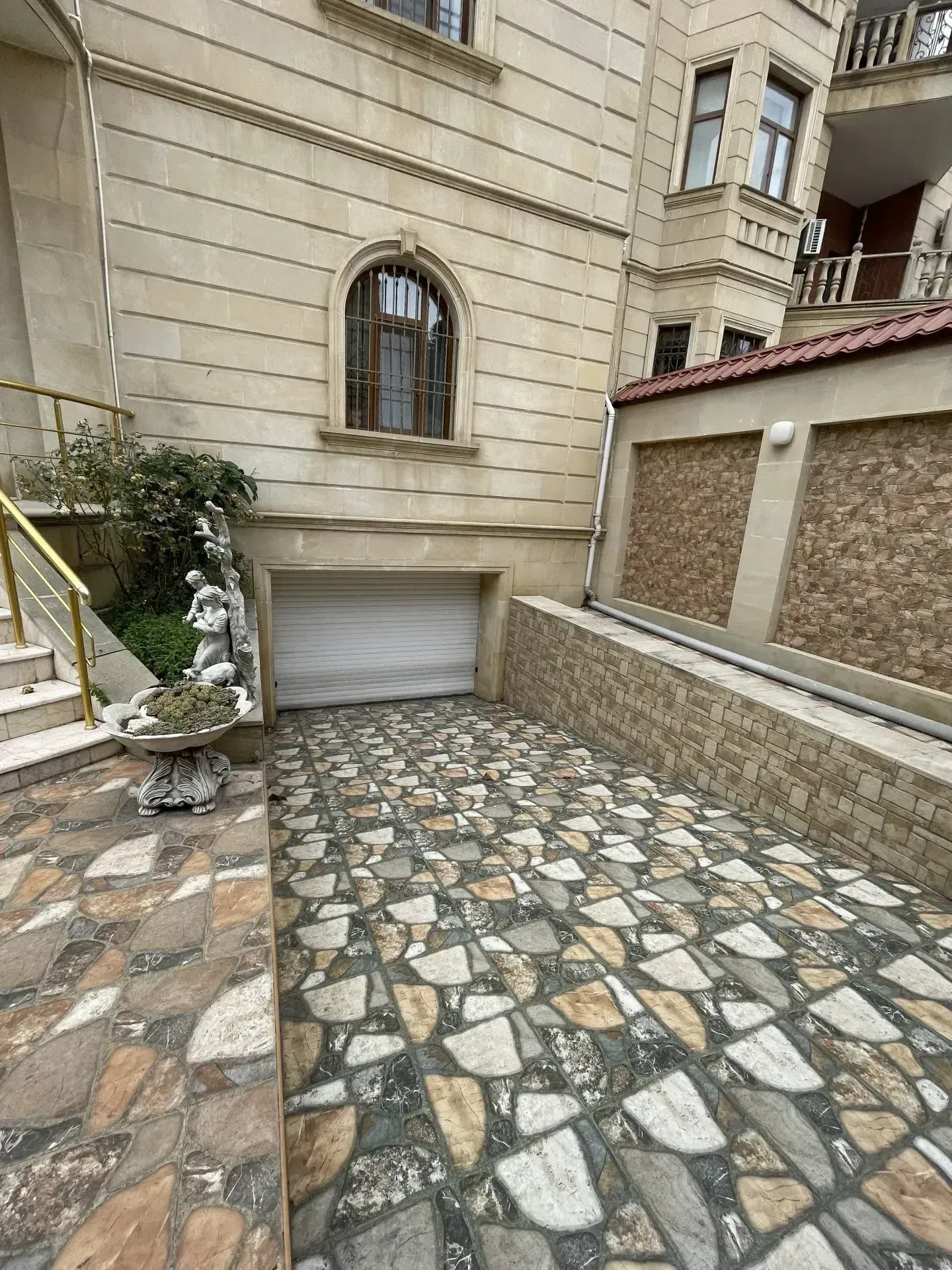 Nəsimi m.st, 7 otaqlı Villa satılır - 600 m², 3 mərtəbə, 9 sot — Ev, villa, Bakı (4)