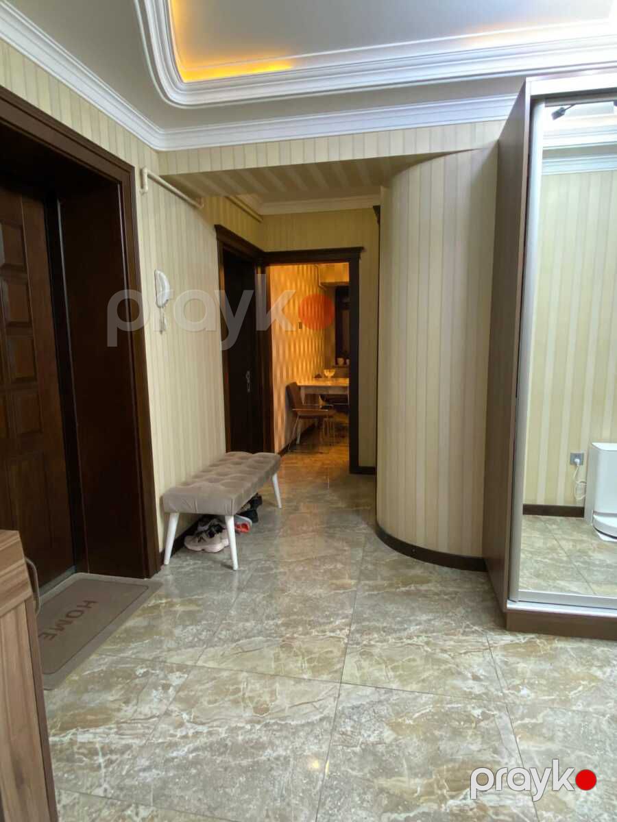 Satılır 4 otaqlı köhnə tikili 115 m² — Mənzil, Bakı (9)