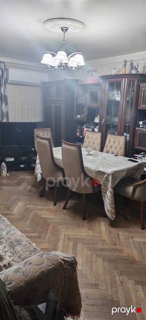 Satılır 3 otaqlı köhnə tikili 70 m² — Bakı