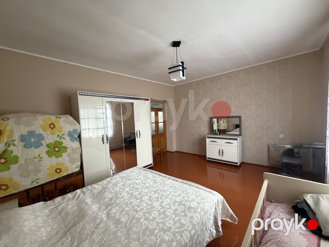 Satılır 9 otaqlı həyət evi/bağ evi 200 m² — Ev, villa, Şəki (5)
