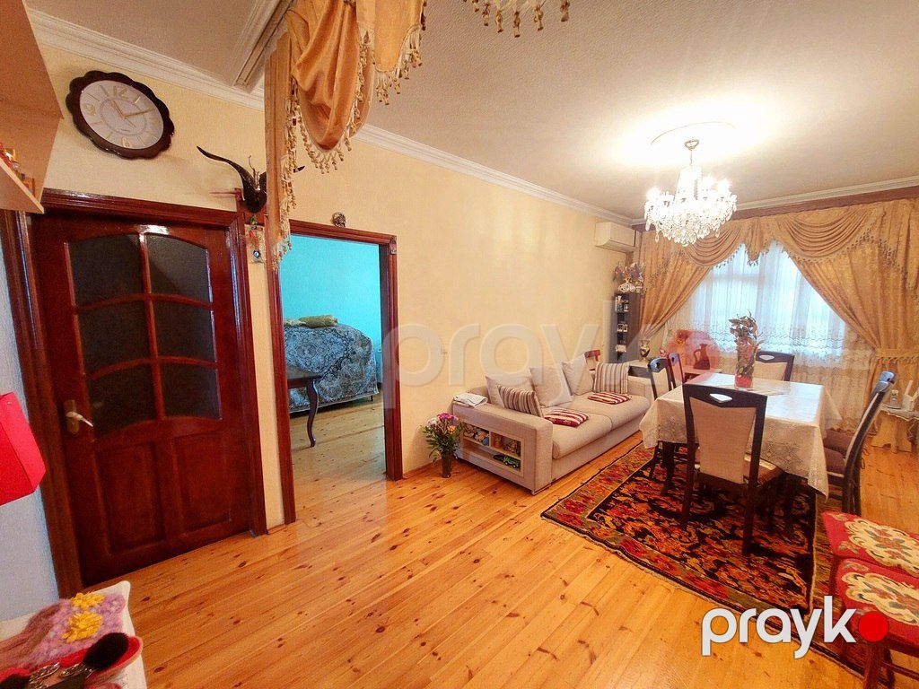 Satılır 4 otaqlı köhnə tikili 101 m² — Mənzil, Bakı (3)