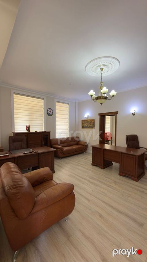 İcarəyə verilir 3 otaqlı ofis 91 m² — Bakı