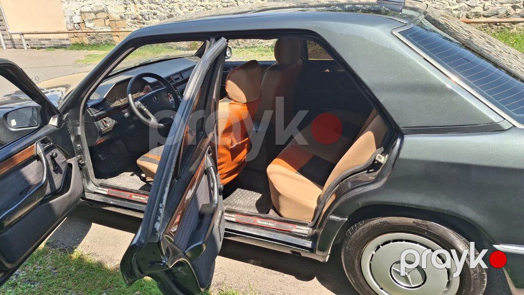Mercedes E 220, 2.2 L, 1993 il, 352 137 km — Avtomobillər, Qəbələ (6)
