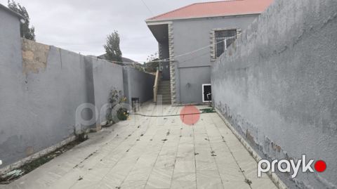 Satılır 4 otaqlı həyət evi/bağ evi 120 m² — Bakı