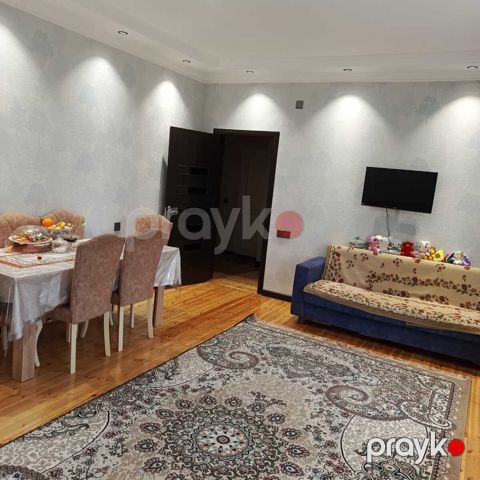 Satılır 4 otaqlı həyət evi/bağ evi 130 m² — Bakı