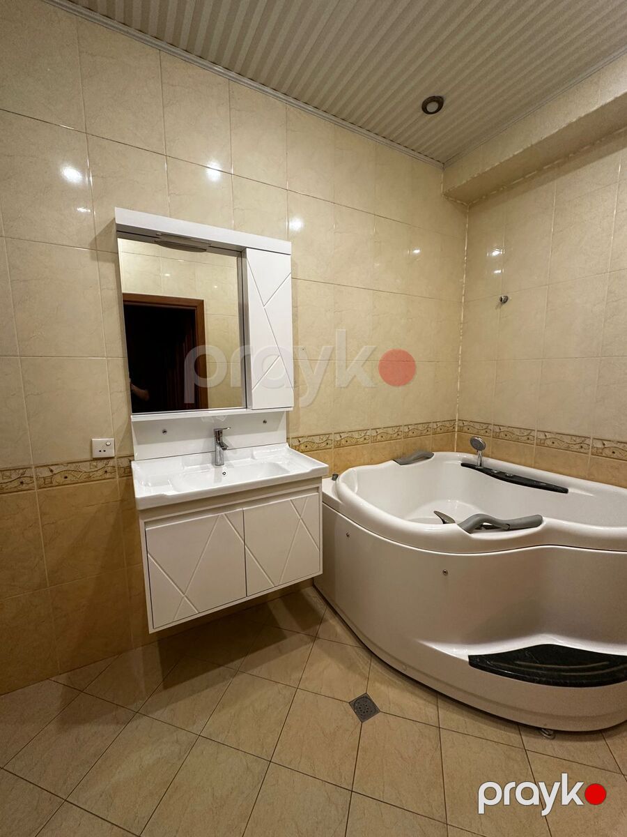 İcarəyə verilir 4 otaqlı yeni tikili 175 m² — Mənzil, Bakı (8)