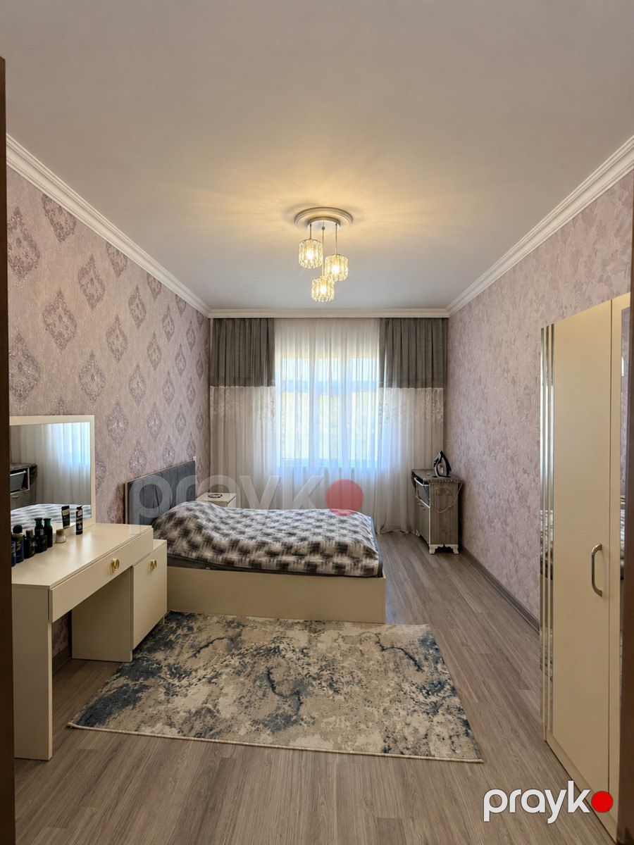 Satılır 4 otaqlı köhnə tikili 112 m² — Mənzil, Bakı (3)