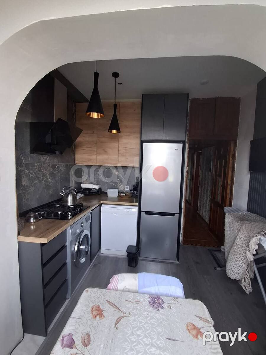 Satılır 2 otaqlı köhnə tikili 65 m² — Mənzil, Bakı (11)