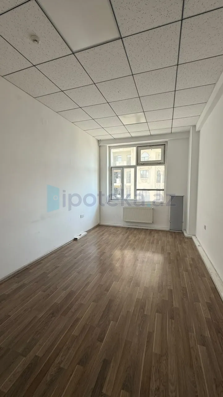 6 Otaq, Ofislər, Nəsimi r., 200.00 m² — Ofis, Bakı (4)