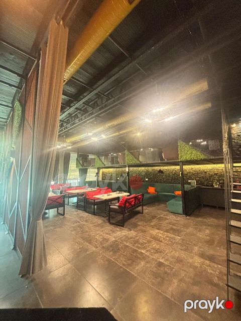 Satılır obyekt 600 m² — Bakı