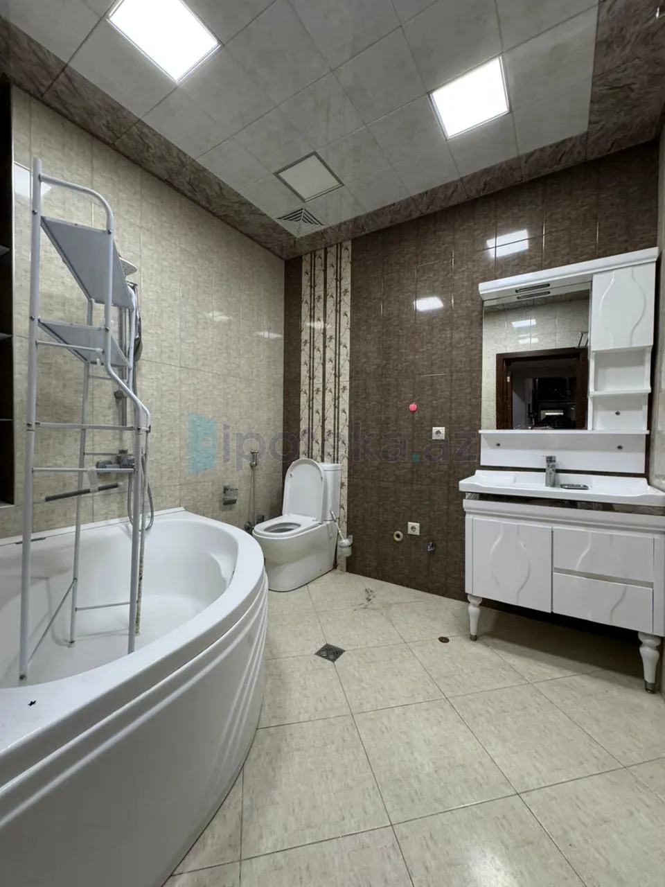 Satılır: 3 Otaq, Yeni tikili, Nəsimi r., 125.00 m² — Mənzil, Bakı (9)
