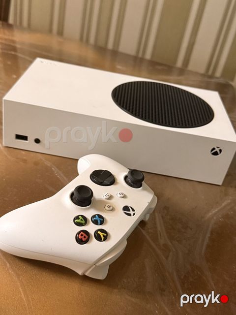 Xbox Series S (Rəng: Ağ) – Digital oyun konsolu - Kompakt dizayn — Bakı