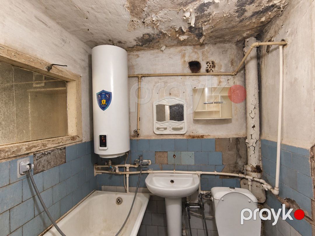 Satılır 1 otaqlı köhnə tikili 32 m² — Mənzil, Bakı (8)