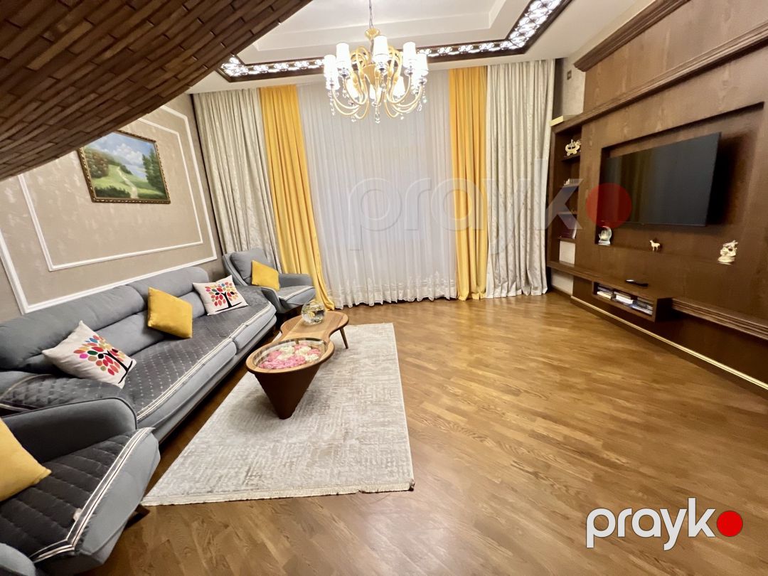 Satılır 6 otaqlı həyət evi/bağ evi 350 m² — Ev, villa, Bakı (9)
