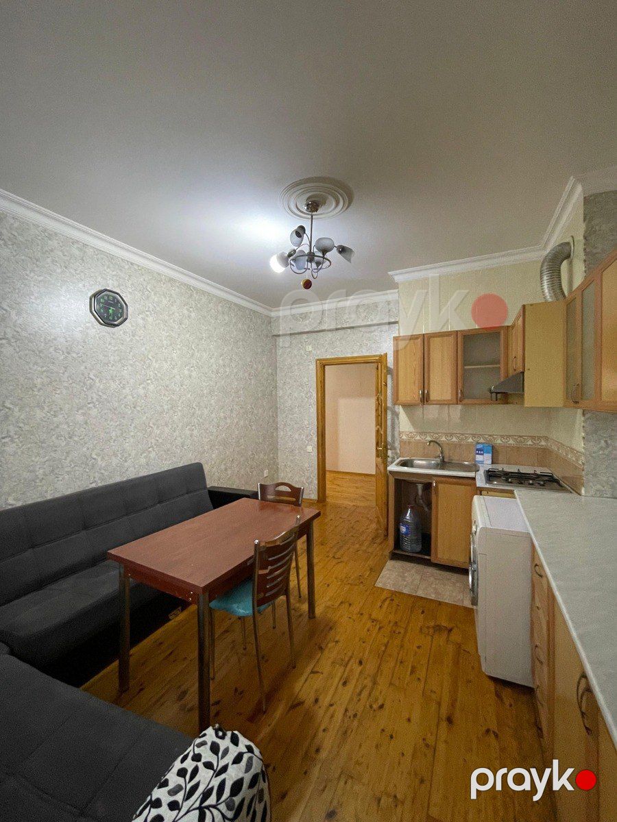Satılır 1 otaqlı köhnə tikili 58 m² — Mənzil, Bakı (8)
